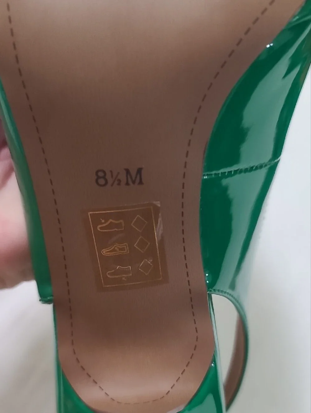 Green Patent Slingback Pointed-Toe Pumps Size 8.5M